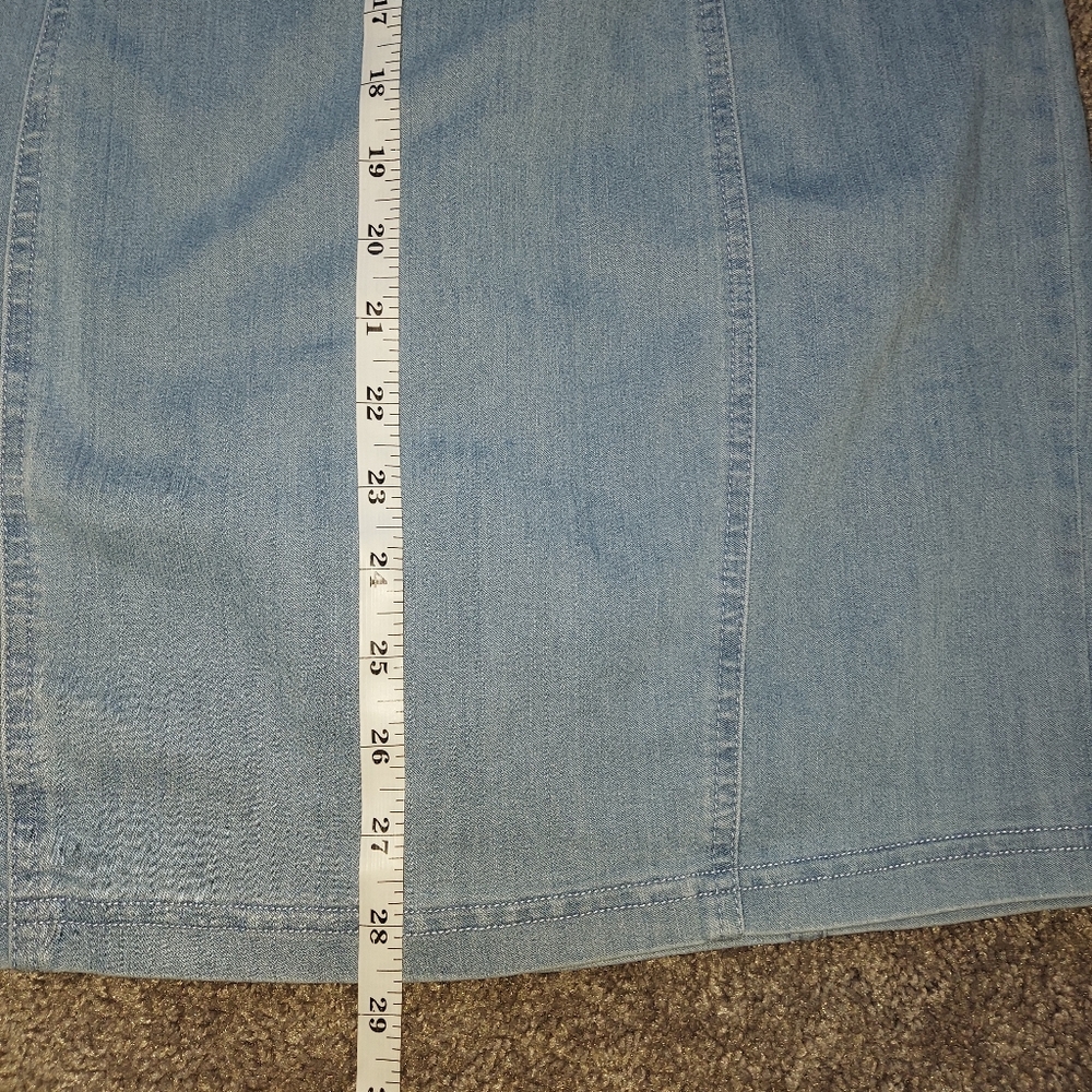 Dress - Picture 5 of 5